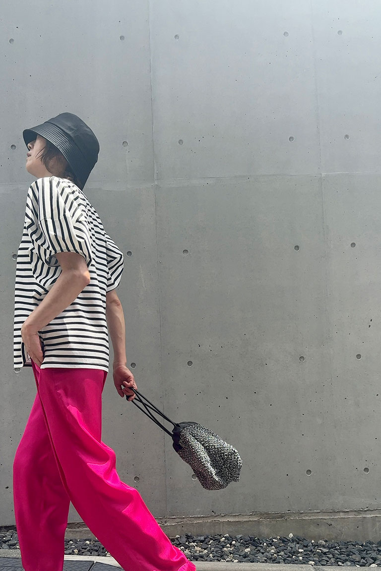 pink × black で、GO！8