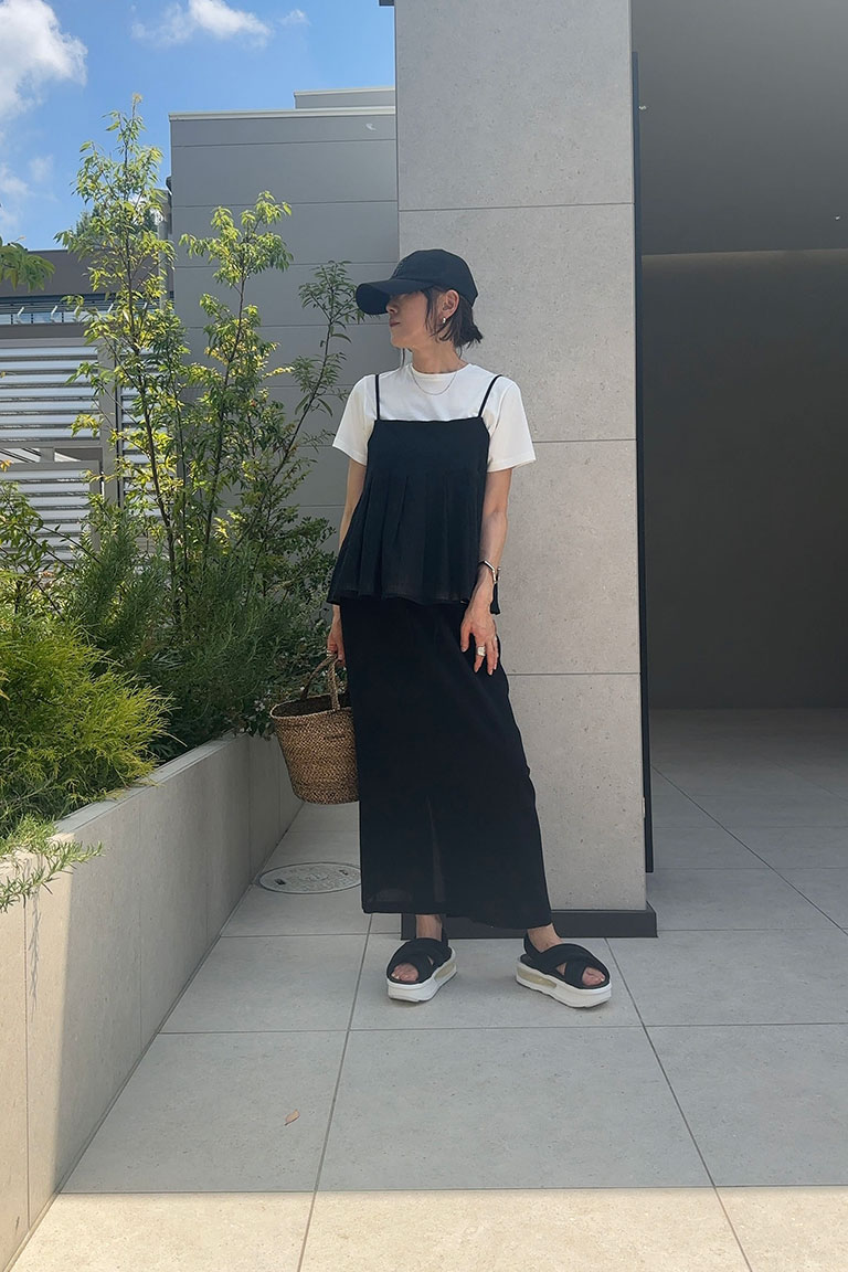 大人ガーリーなモノトーン9