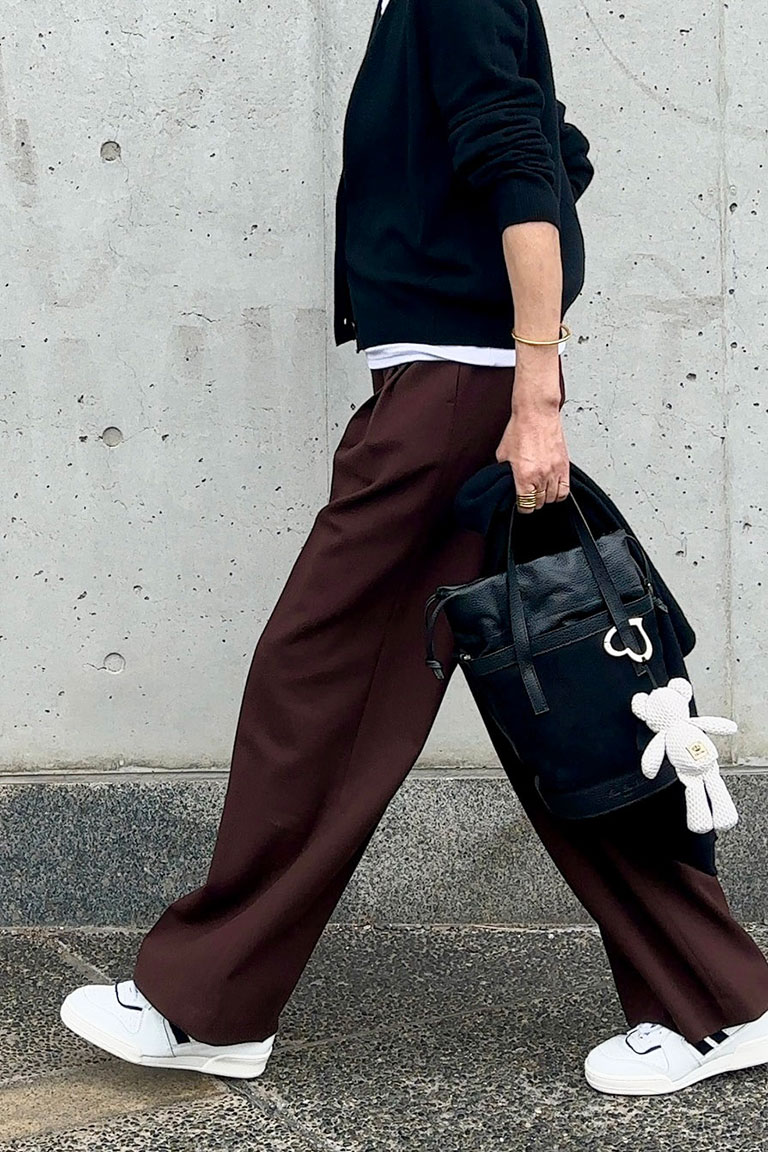 秋の黒とブラウンと...4