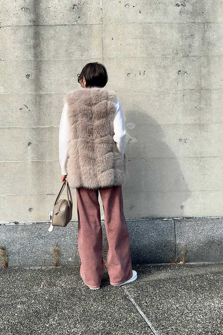 ソフトカラーでリッチカジュアル3