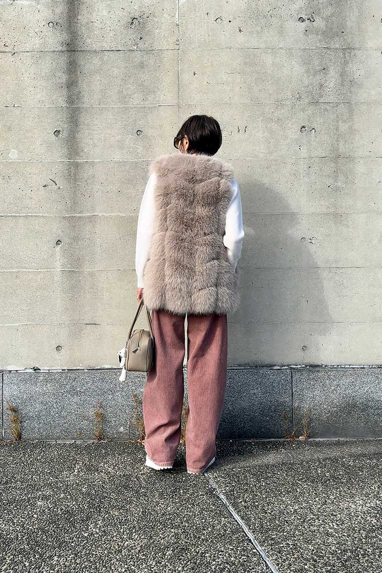 ソフトカラーでリッチカジュアル4