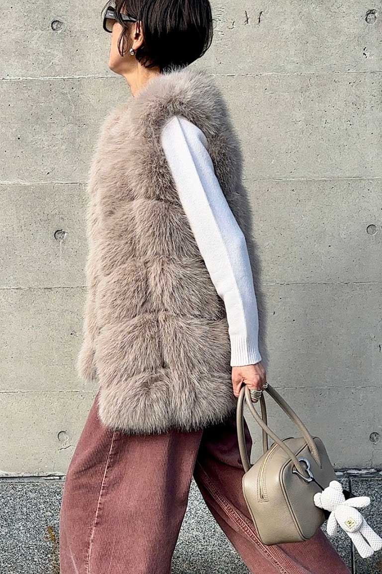 ソフトカラーでリッチカジュアル6