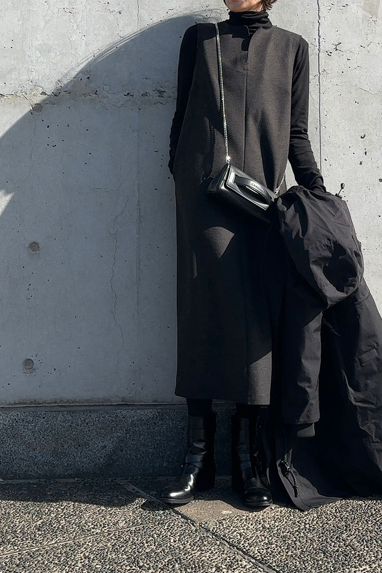 ラフにドレスアップ