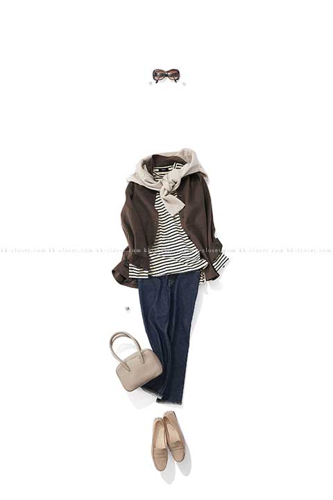 ベーシックカラーで春ムード