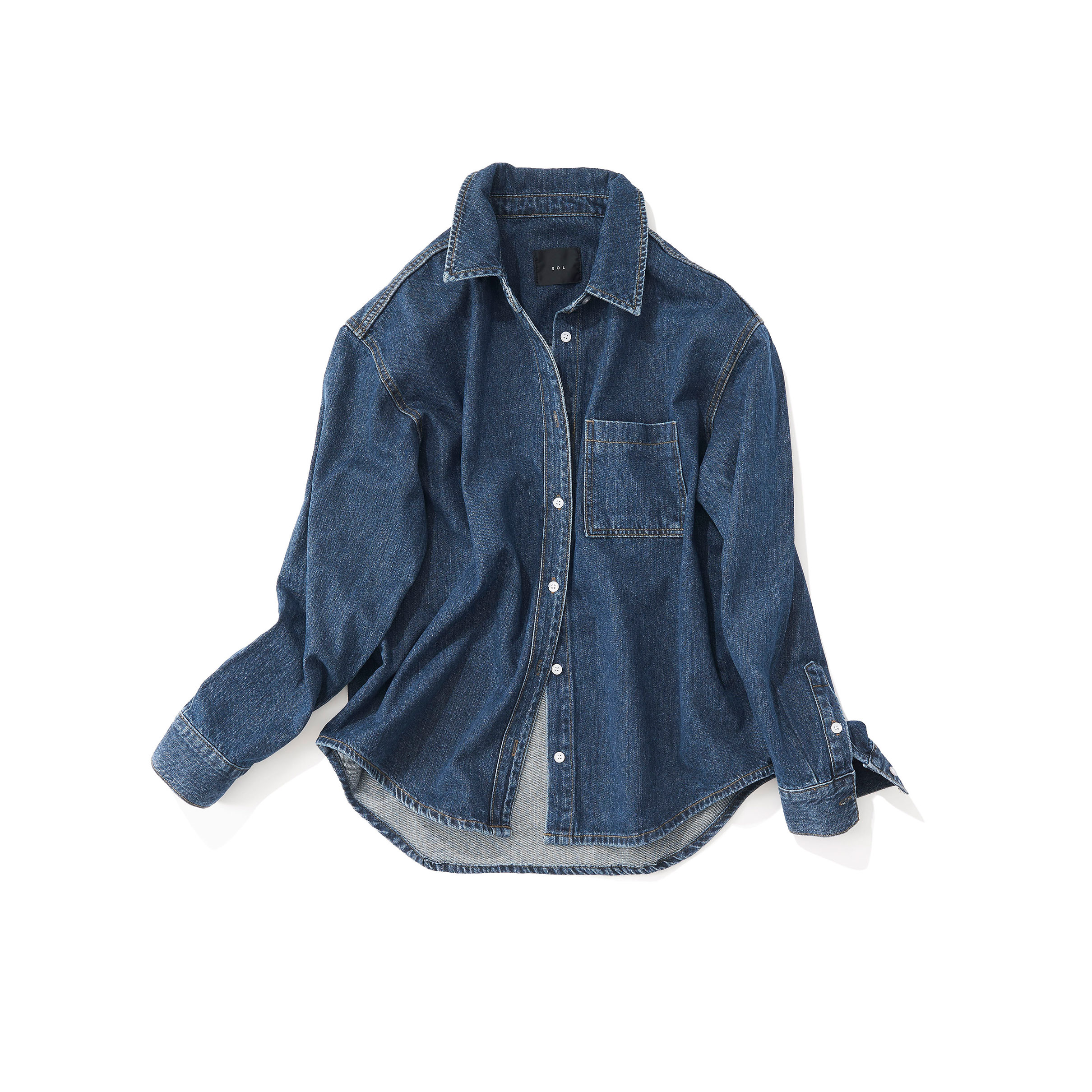 マルチなデニムシャツ
