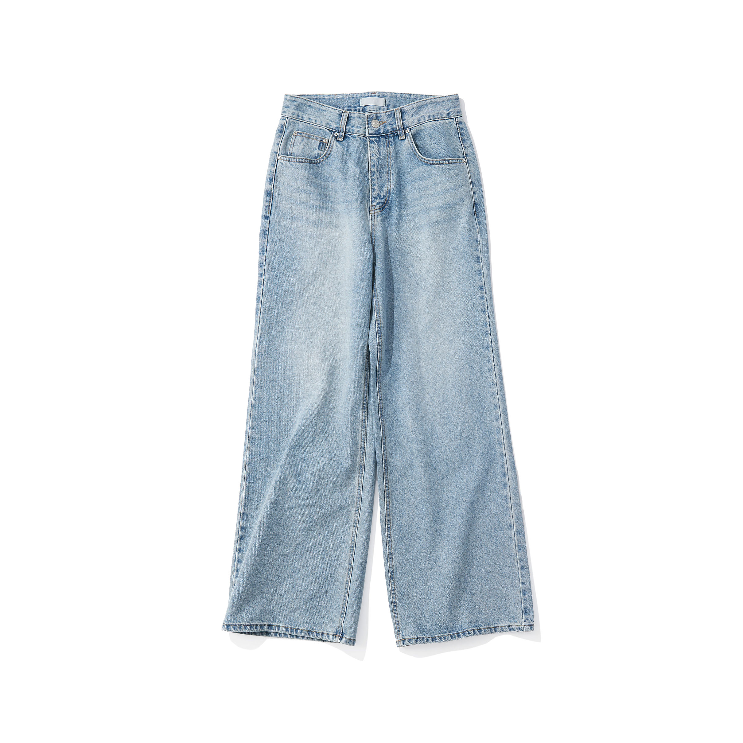 水色デニムのシーズン！