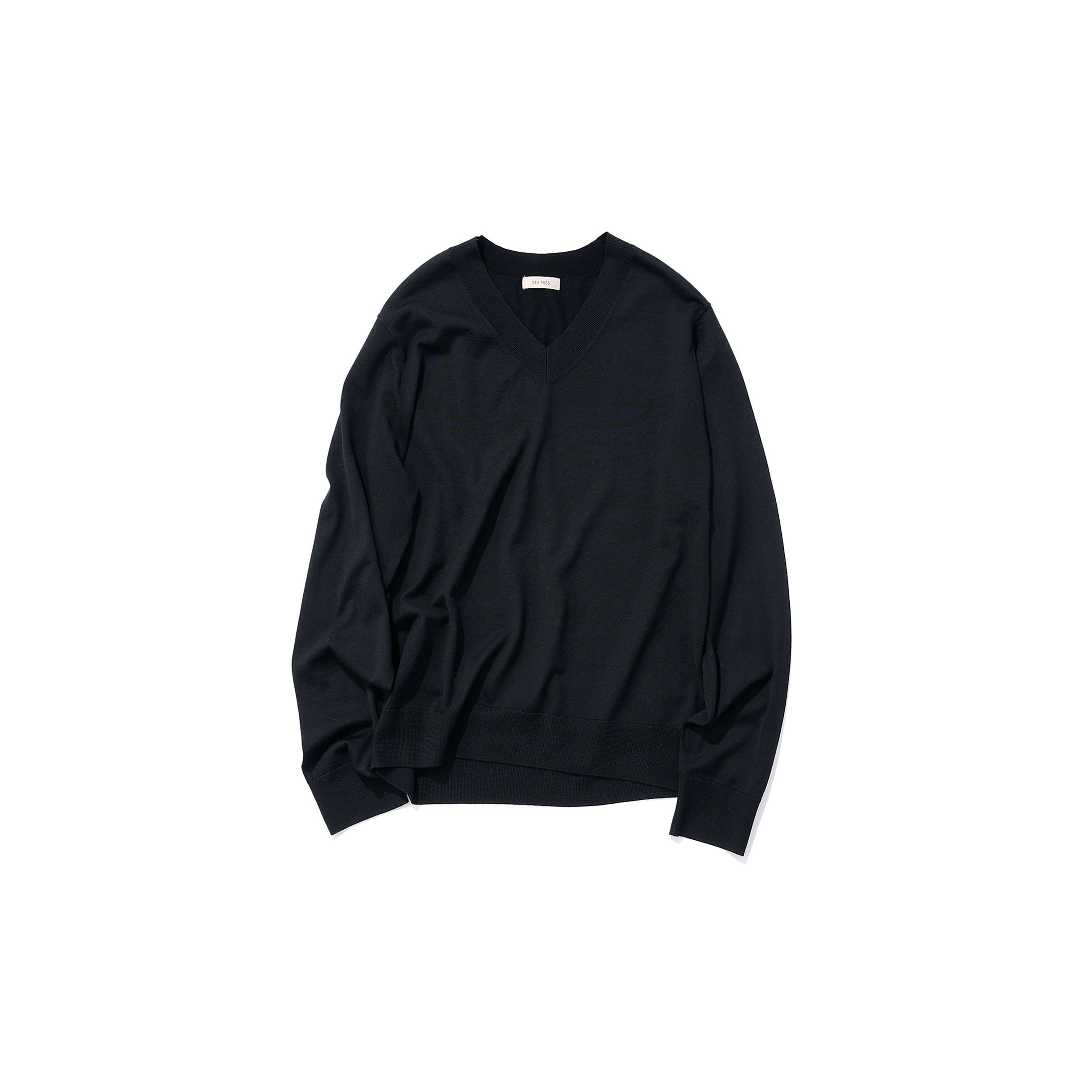 Quiet Luxury な黒ニット